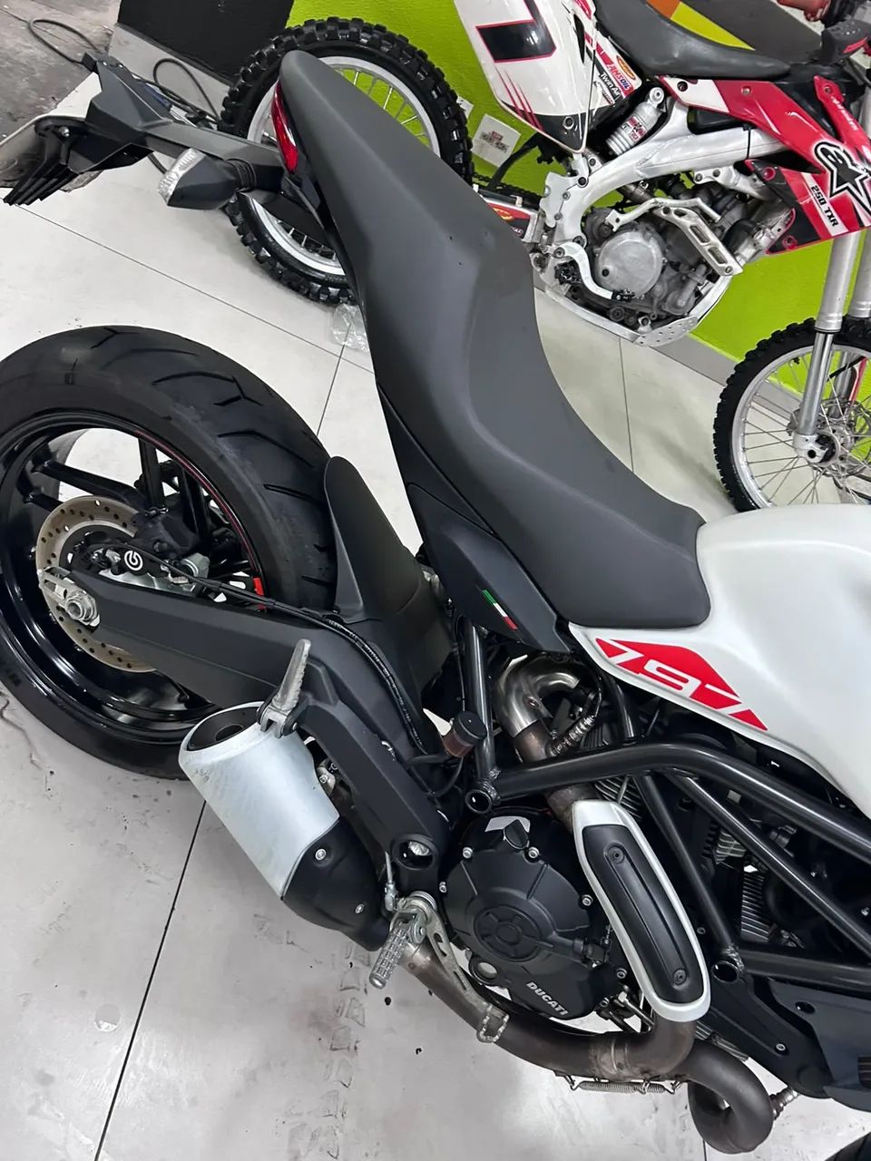 DUCATI MONSTER 797 - Foto 2