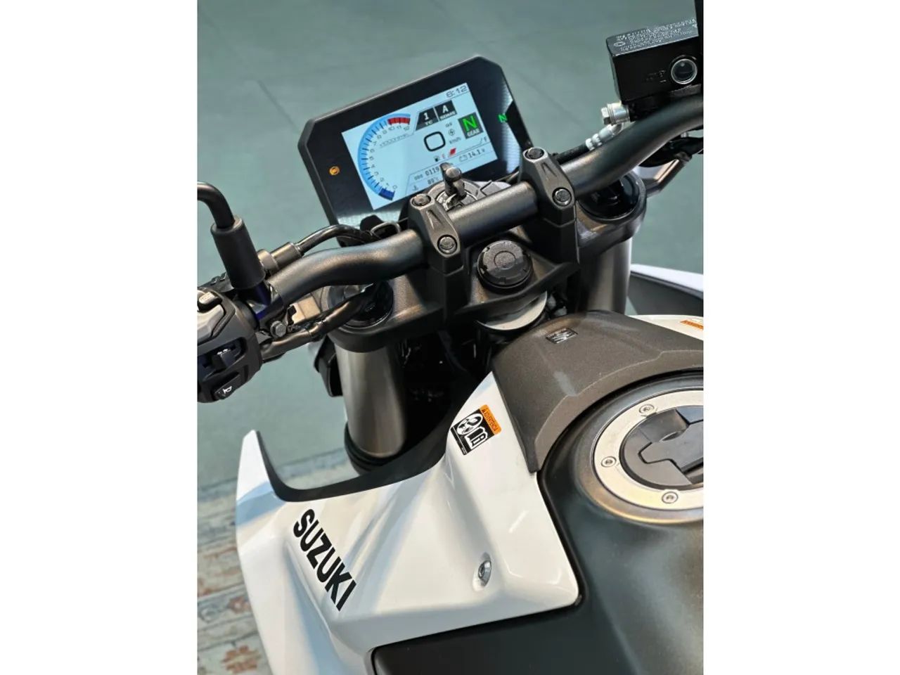 Suzuki 750 2025 - 1489431925 | OLX