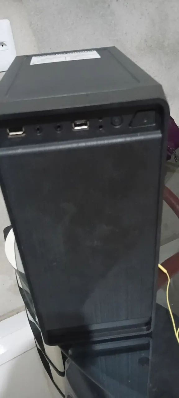 Vendo cpu pouco usado, problema na placa mãe.  - Foto 3