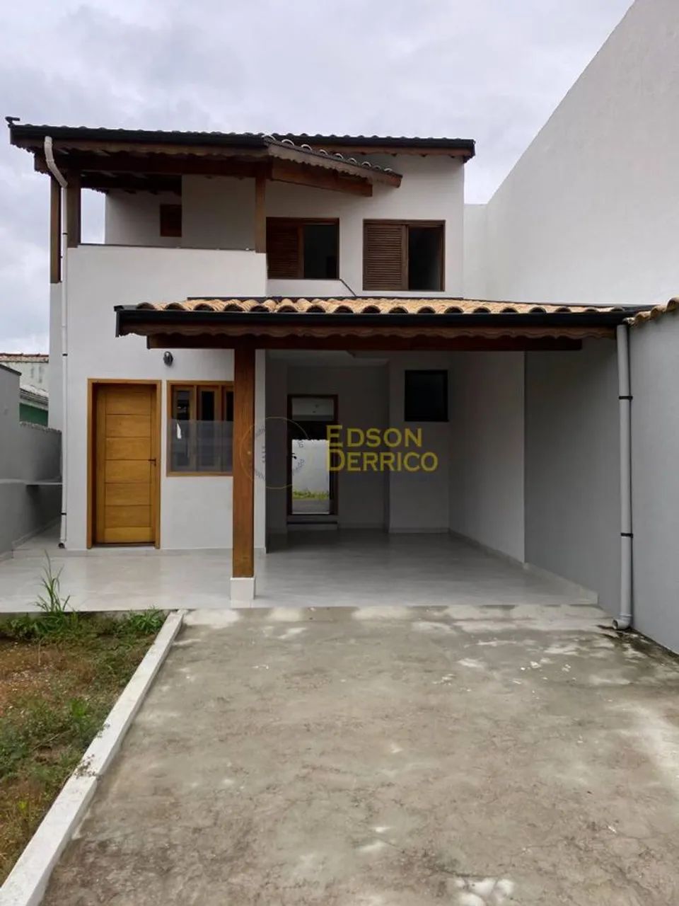 Sobrado á venda com 3 quartos, Centro - Pindamonhangaba - Foto 2