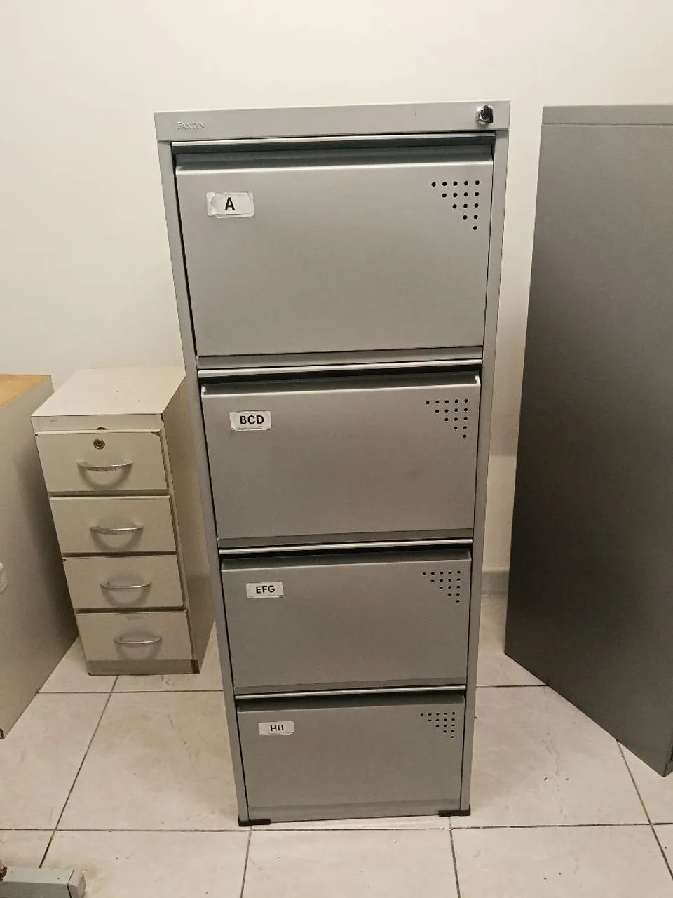 Armário para escritório 