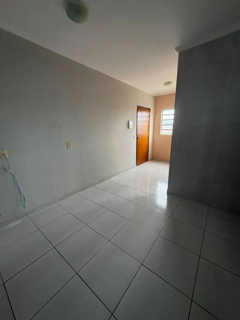 Alugo apartamento 