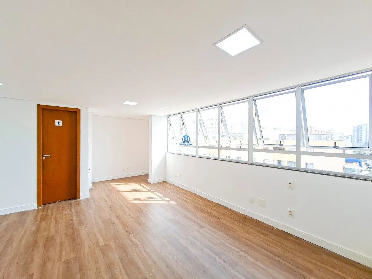 Sala para locação, 27 metros, 1 vaga - Foto 2