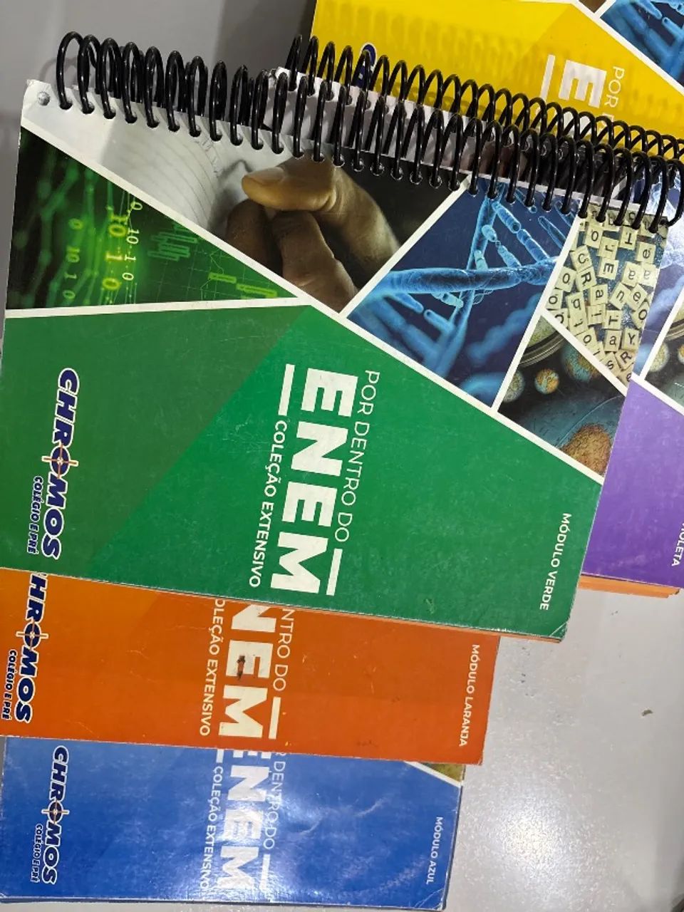 Livros do Chromos Colégio e Pré Enem  - Foto 3