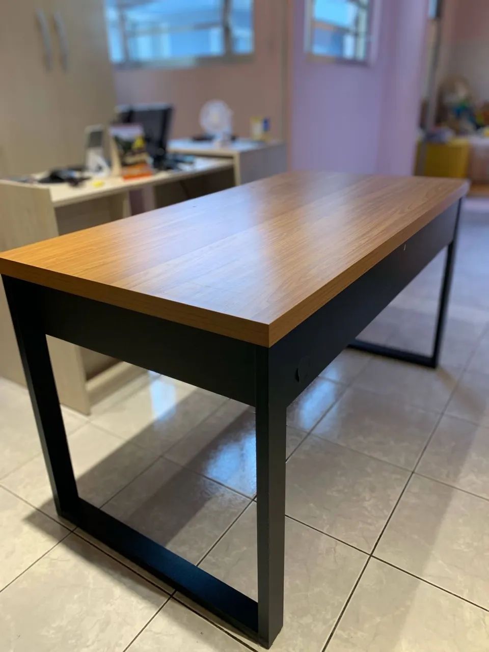 Vendo mesa, retirar no local  - Foto 3