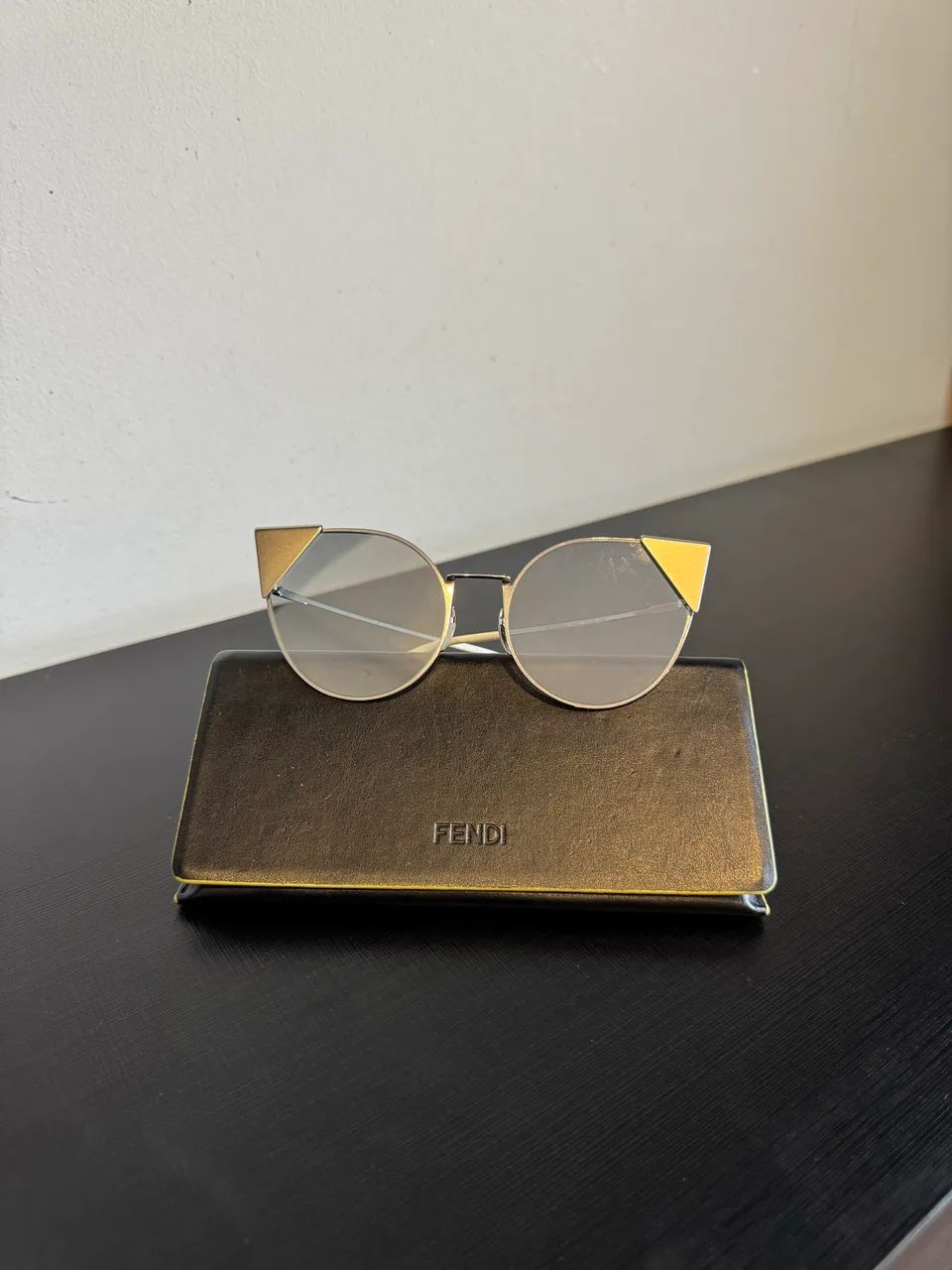 óculos fendi original modelo cat eye