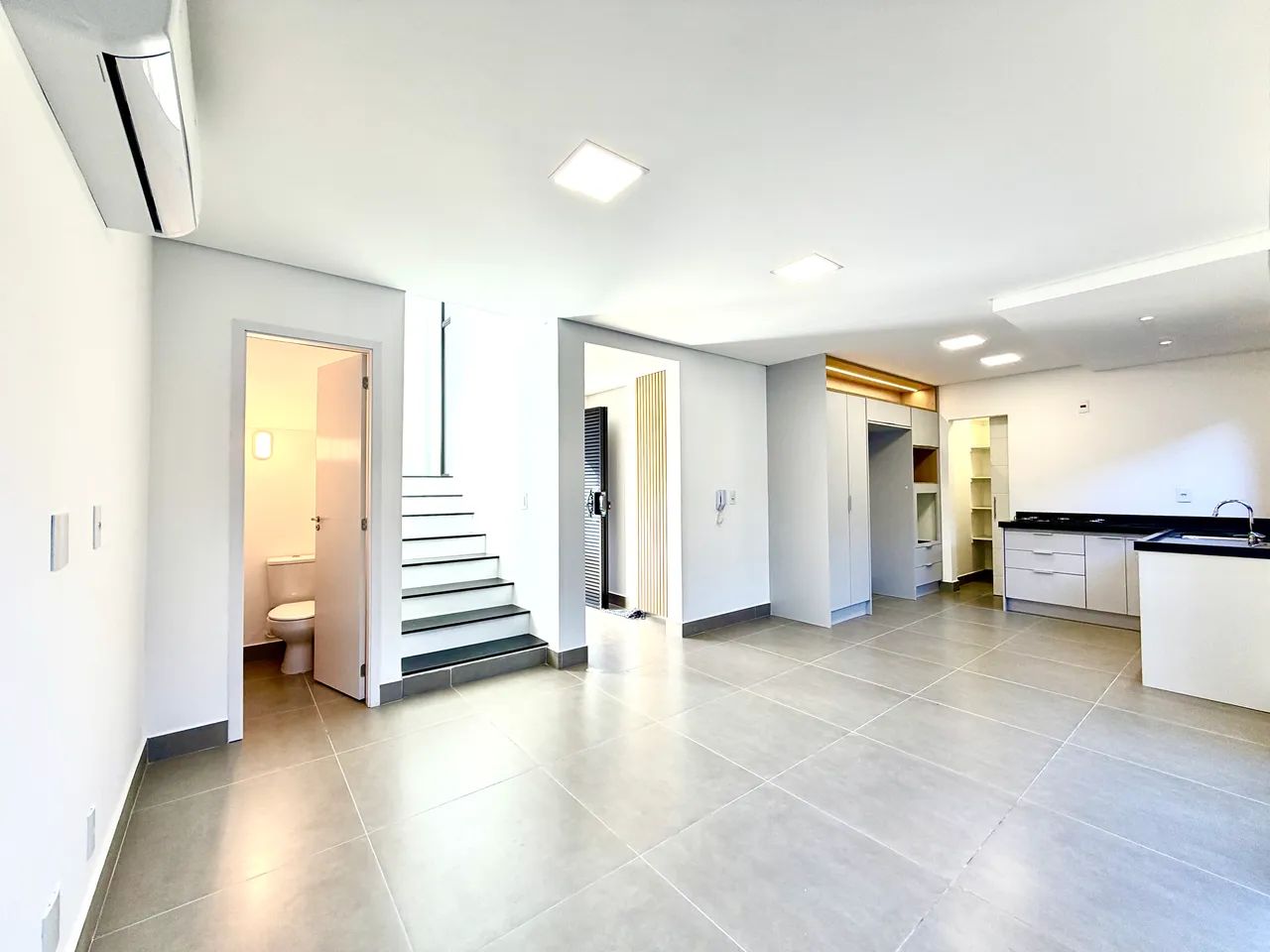 Casa em condomínio para alugar com 3 quartos, 189 m² - Chácara Primavera
