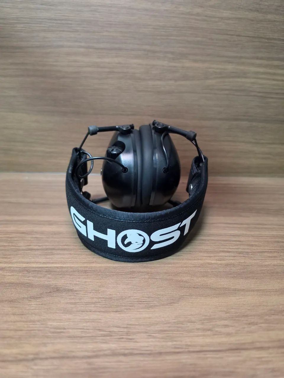 Abafador De Ruído Eletrônico Ghost Le401b