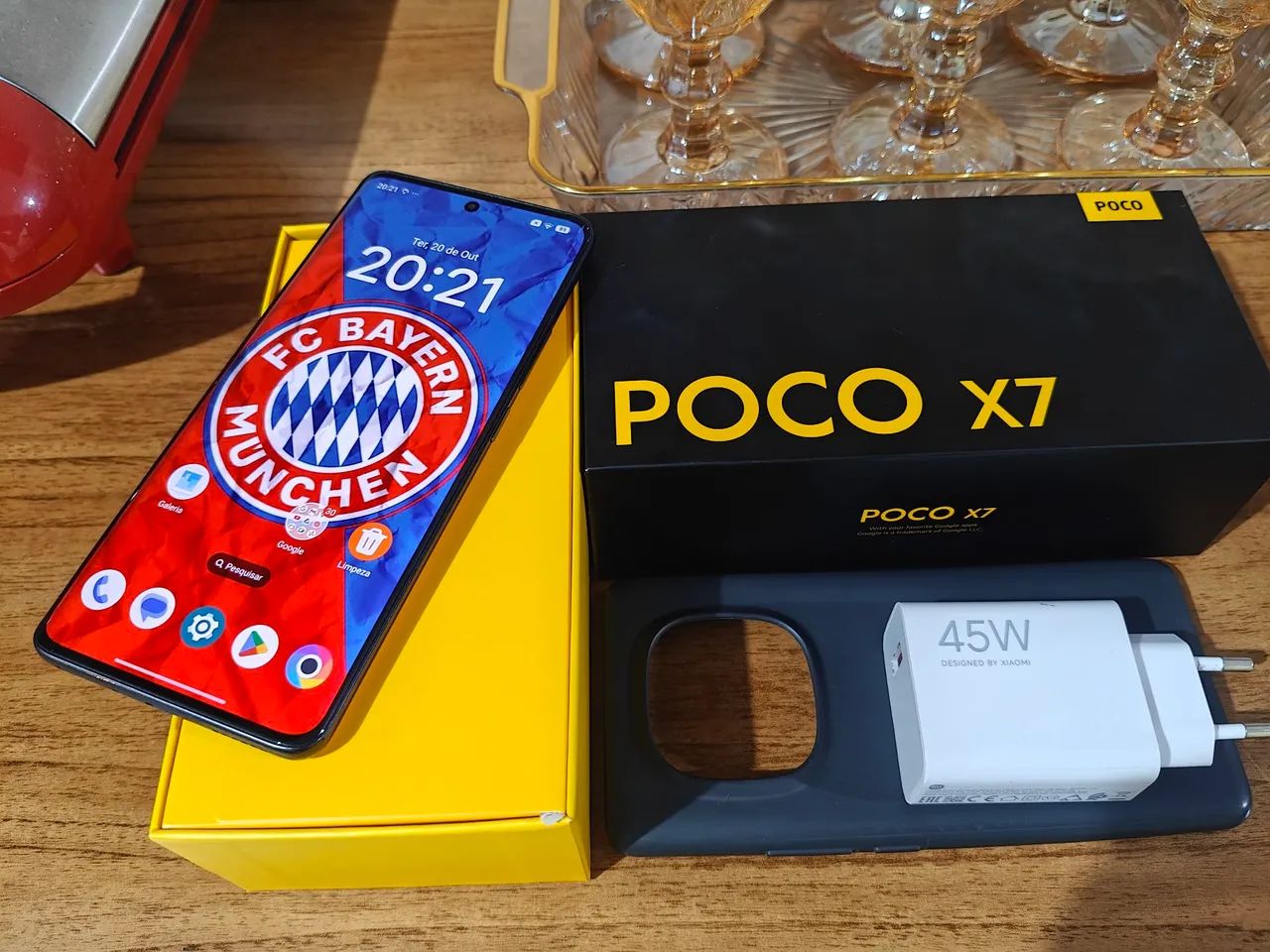 Poco x7 256 com 8 de ram 