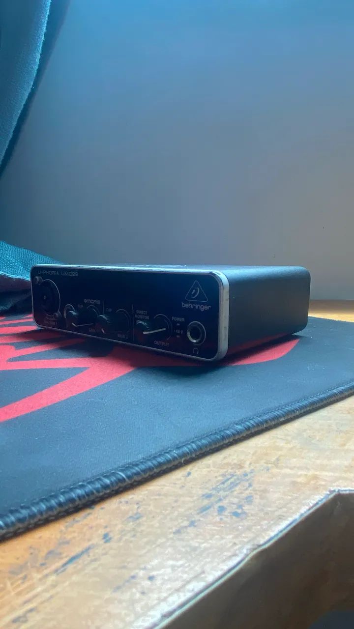 INTERFACE DE AUDIO BEHRINGER UMC22 - Foto 4