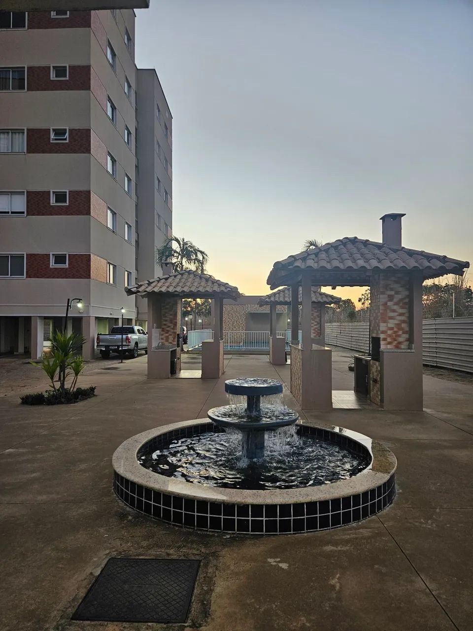 Apartamento três quartos - Foto 2