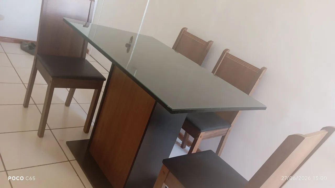 Conjunto de mesa com 4 cadeiras - Foto 4