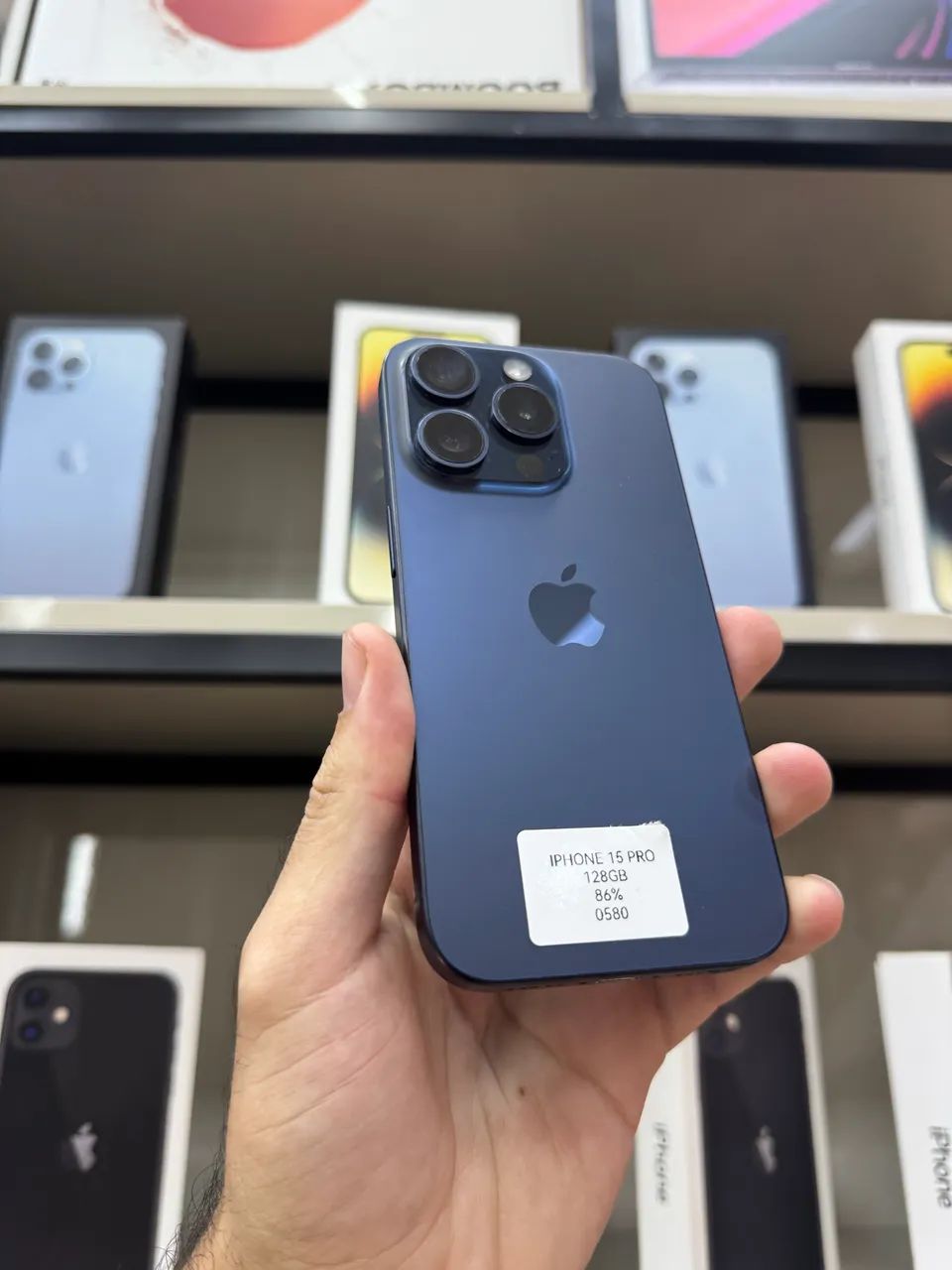 IPHONE 15 PRO 128GB AZUL SEMI NOVO PROMOÇÃO IMPERDÍVEL - Celulares