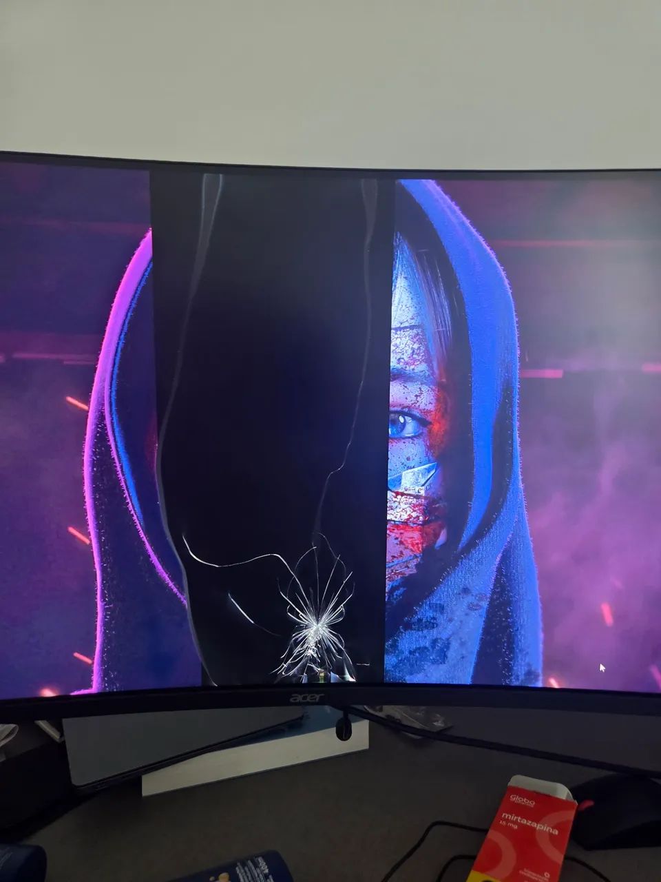Monitor Acer curvo painel quebrado