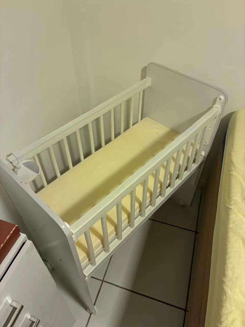 Mini berço de madeira - Foto 3