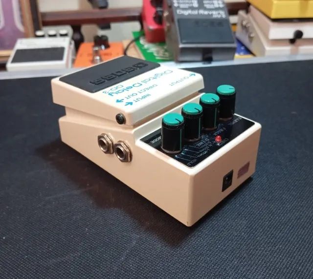 Pedal Boss Digital Delay DD-3 - Foto 4