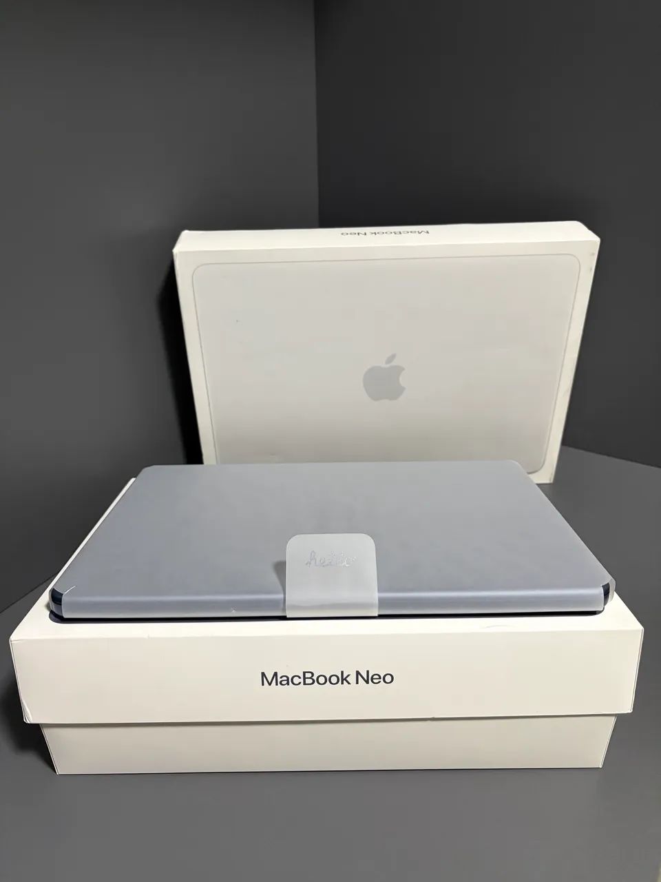 新品未開封 MacBook Neo ブラッシュ 8GB/256GB MacBook Neo 8GB 256GB - Go Imports é confiável e tem preço justo