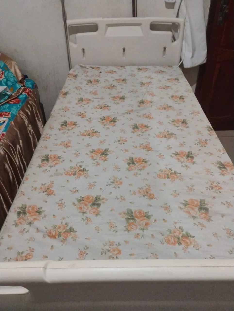 Vendo cama Hospitalar 