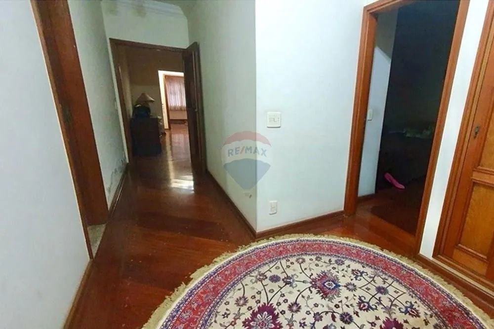 RE/MAX aluga imóvel comercial e/ou residencial, 250 m², com 5 quartos (3 suítes), 3 vagas, - Foto 9