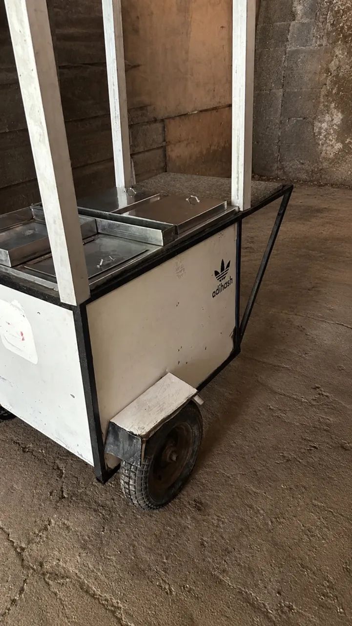 Carrinho de Lanches Usado com Cobertura e Inox - Foto 2