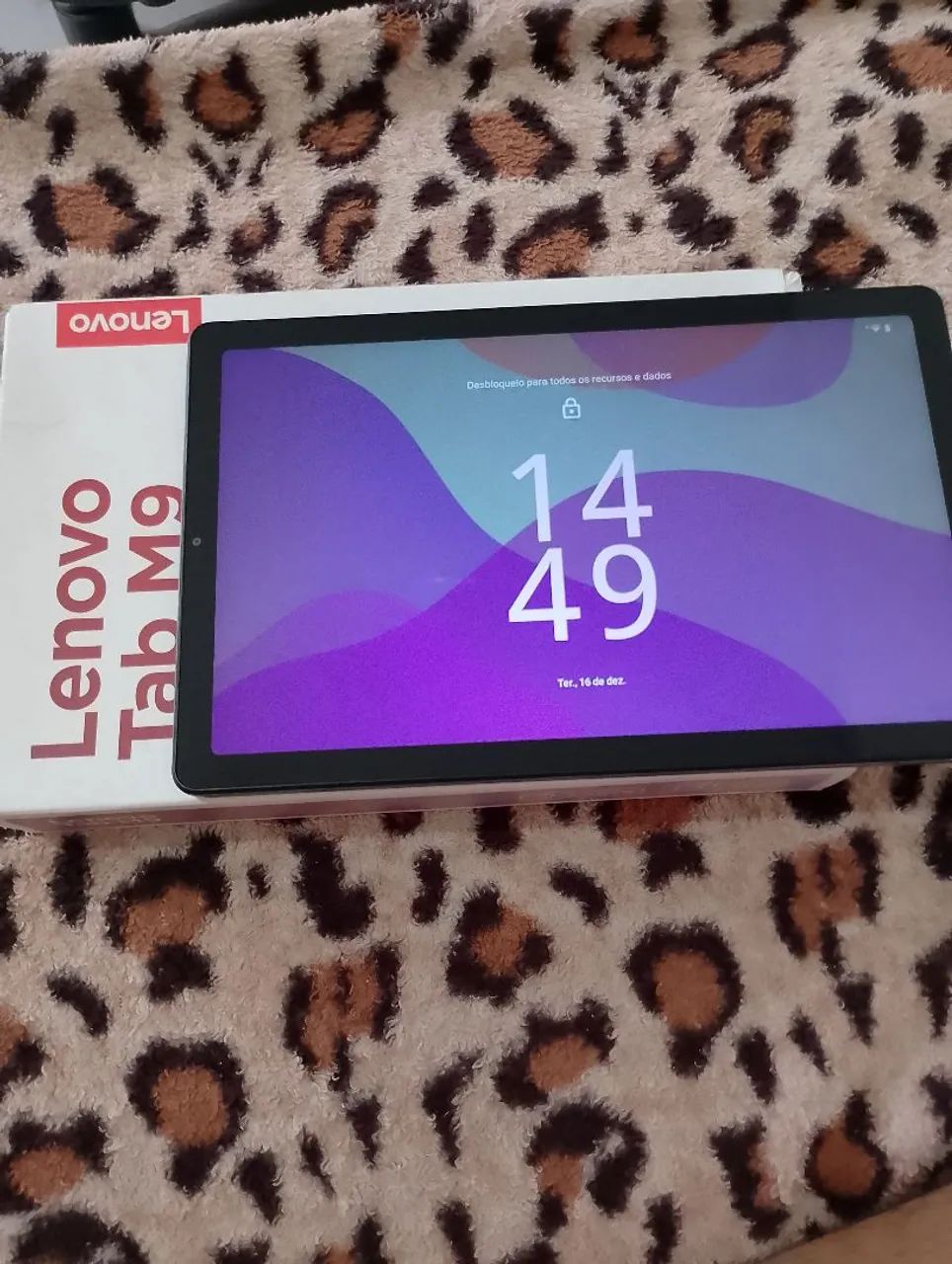TABLET LENOVO M9  - Foto 2