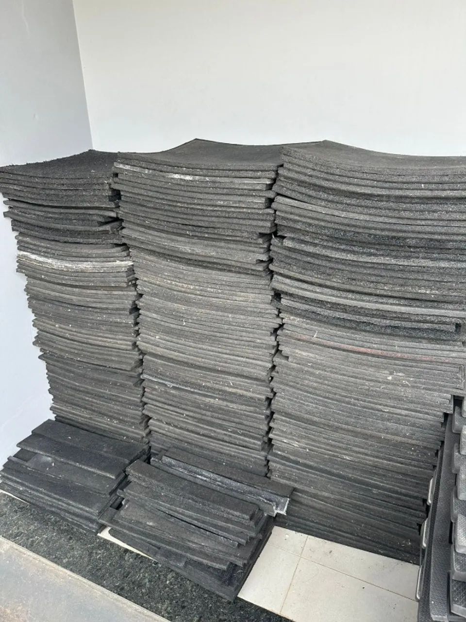 Piso Emborrachado 50x50cm (15mm) - Cross Fit