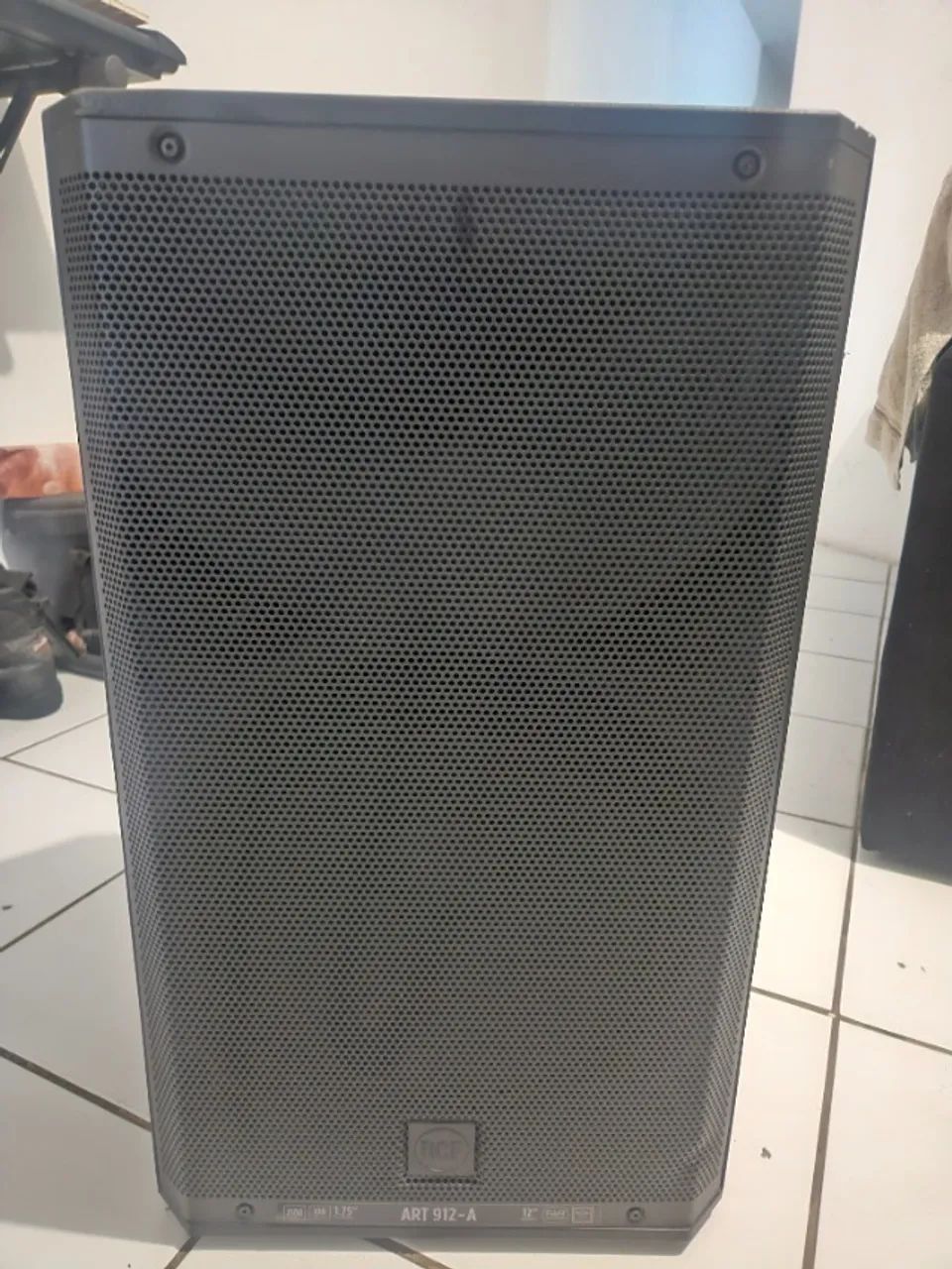 Caixa de Som Profissional RCF Art 912A - 220V