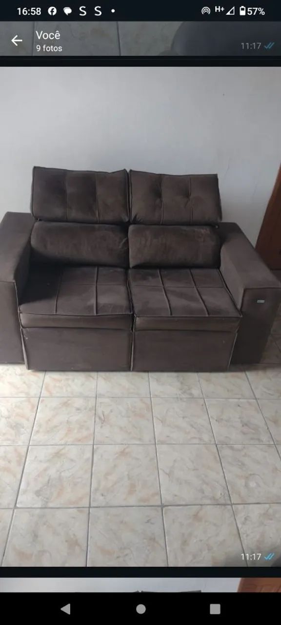 Sofá semi novo. Reclinável 