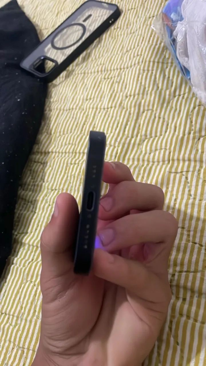 iPhone 16e - Foto 3
