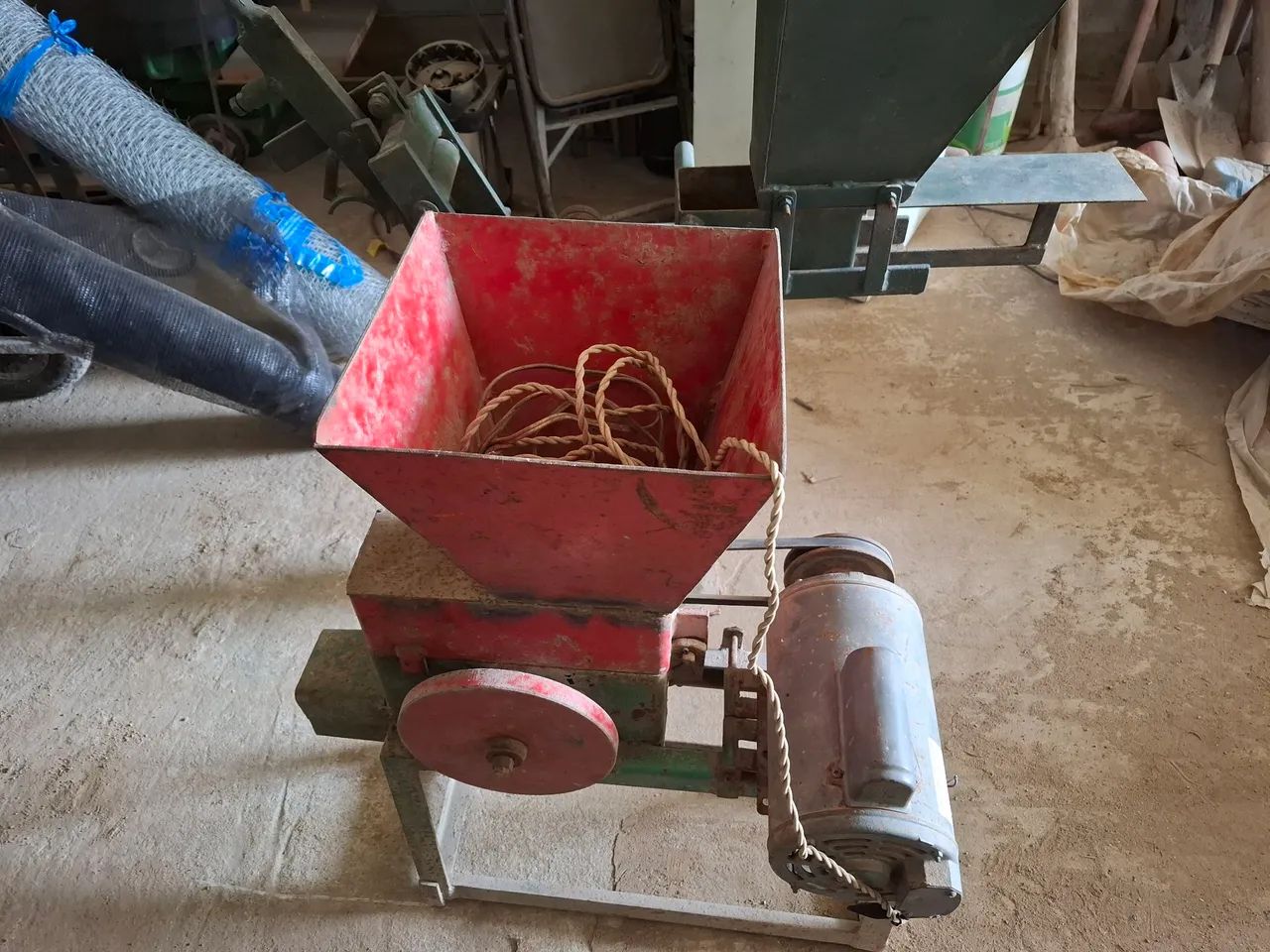Maquina fabricar tijolo ecológico 65735643195906123