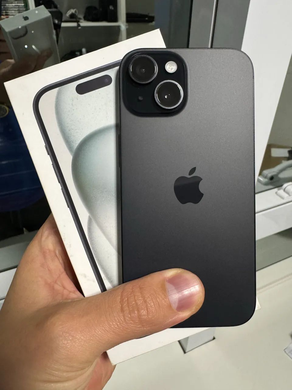 iPhone 15 zerado