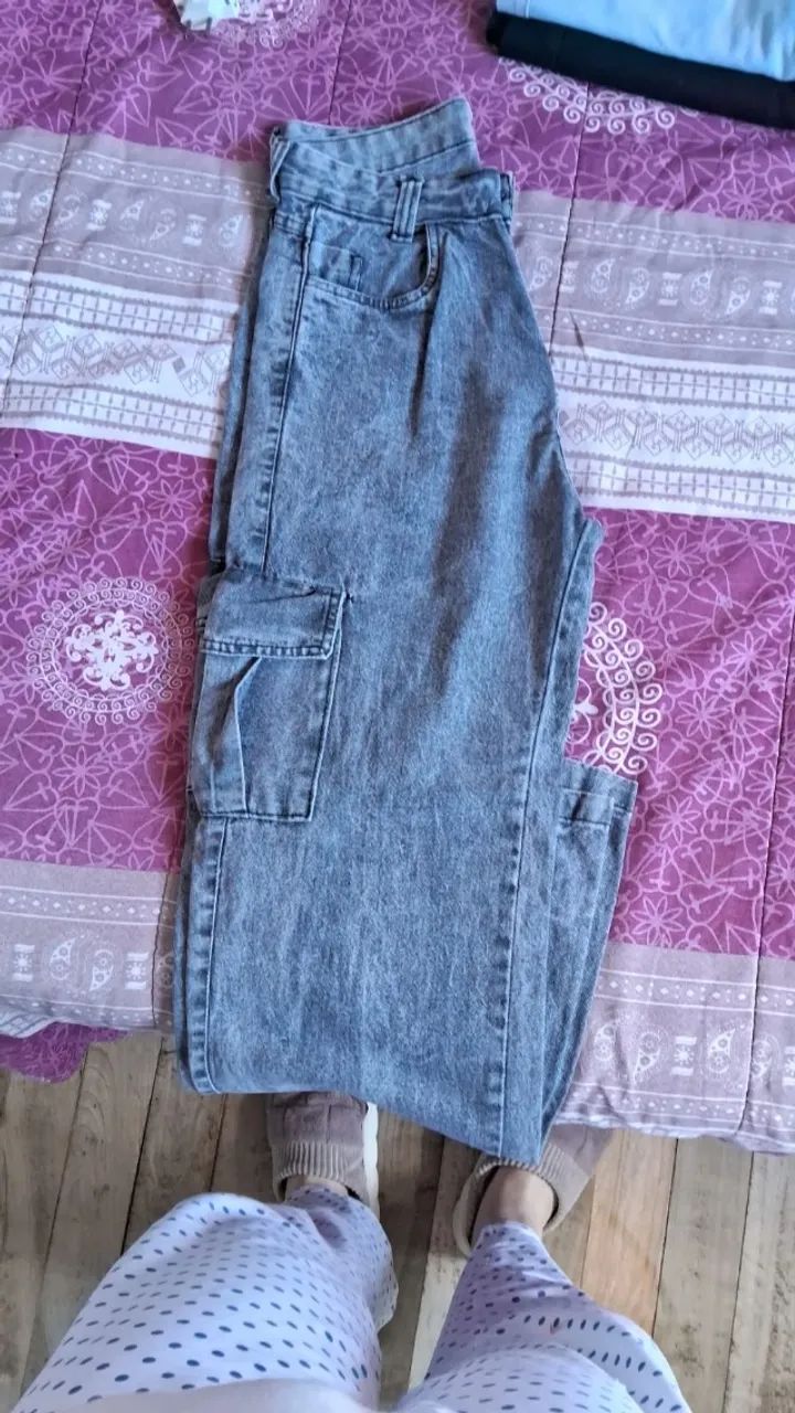 Calça jeans cargo cinza - Foto 4