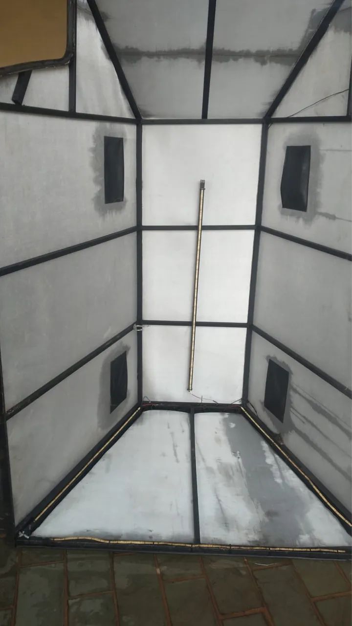 Capota da strada com luz  dentro - Foto 3
