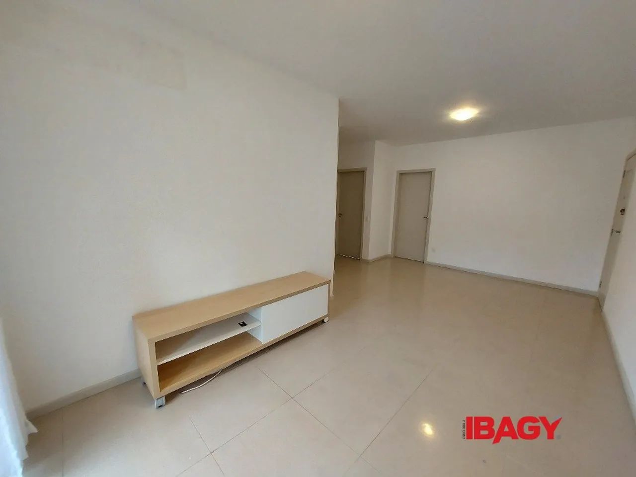 Excelente Apartamento 2 dormitório(s) em Centro - Florianópolis - Foto 4