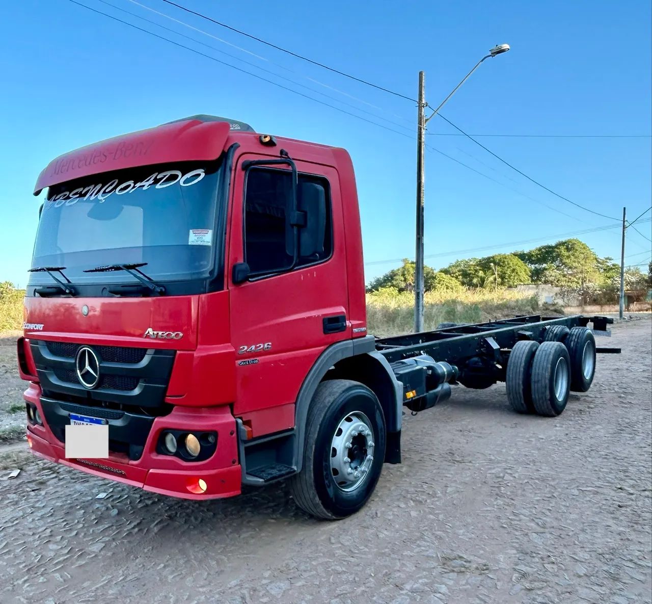 Mercedes atego 2426 6X2 2015/2015(((Conservado)))