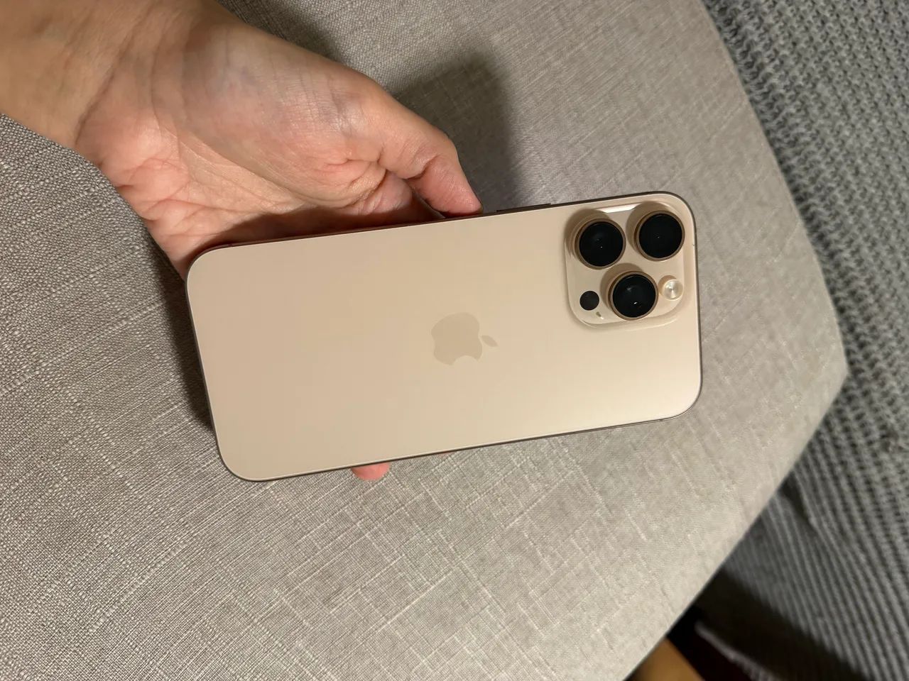 iPhone 16 pro max - Foto 5