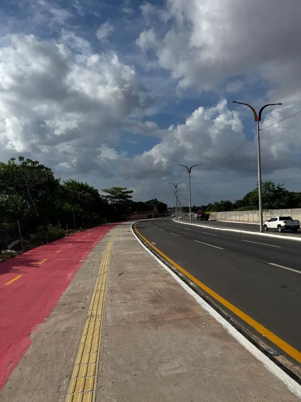 Aluga-se Excelente Terreno Comercial - Foto 2