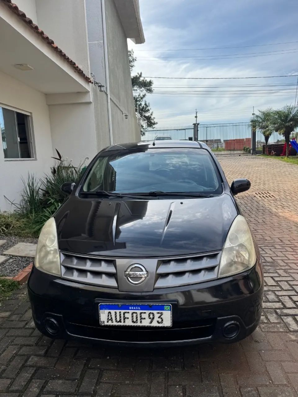 Nissan Livina LIVINA 1.6 16V Flex Fuel 5p 2012