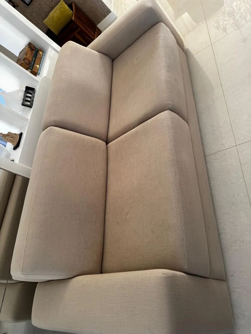 Sofá 2 lugares em Linho - 2,20m - Design Moderno e Confortável - Foto 2