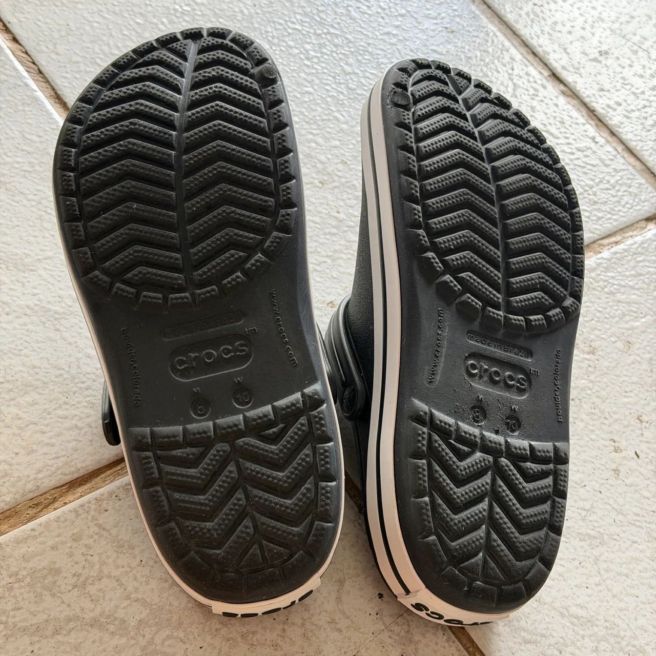 Crocs Original nunca usada Tamanho 39 - Foto 4