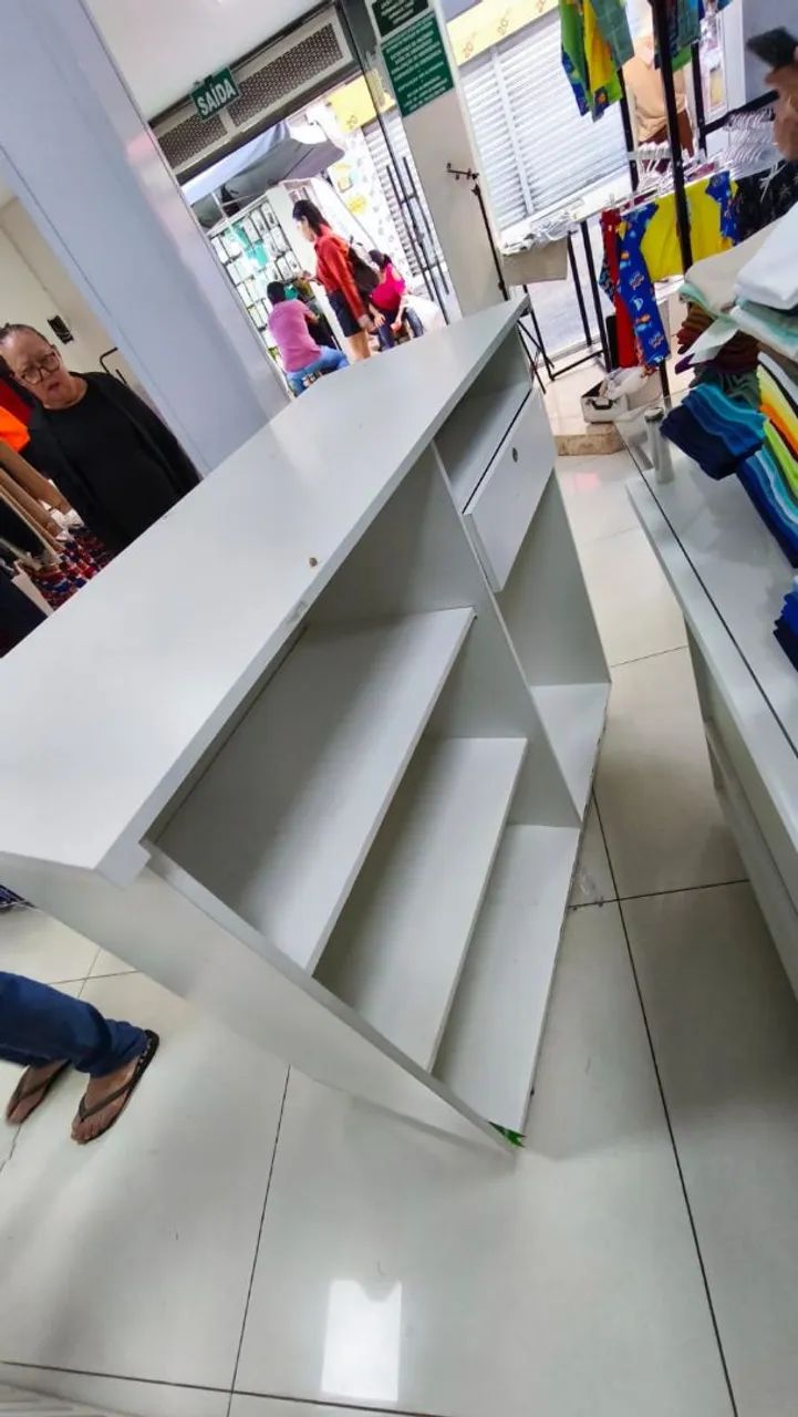 Caixa para loja Em MDF Ótimo estado - Foto 3
