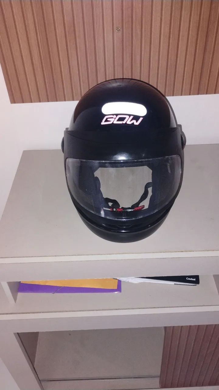 Capacete gow