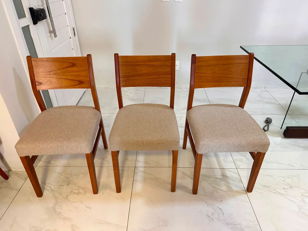 Vendo cadeira mesa de jantar  - Foto 5