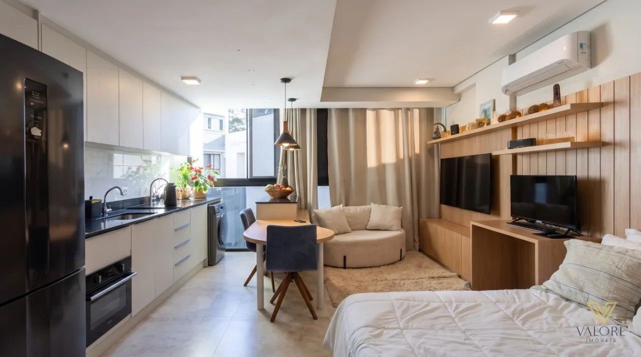 Studio Mobiliado com Vaga de Garagem em Cacupé - Florianópolis