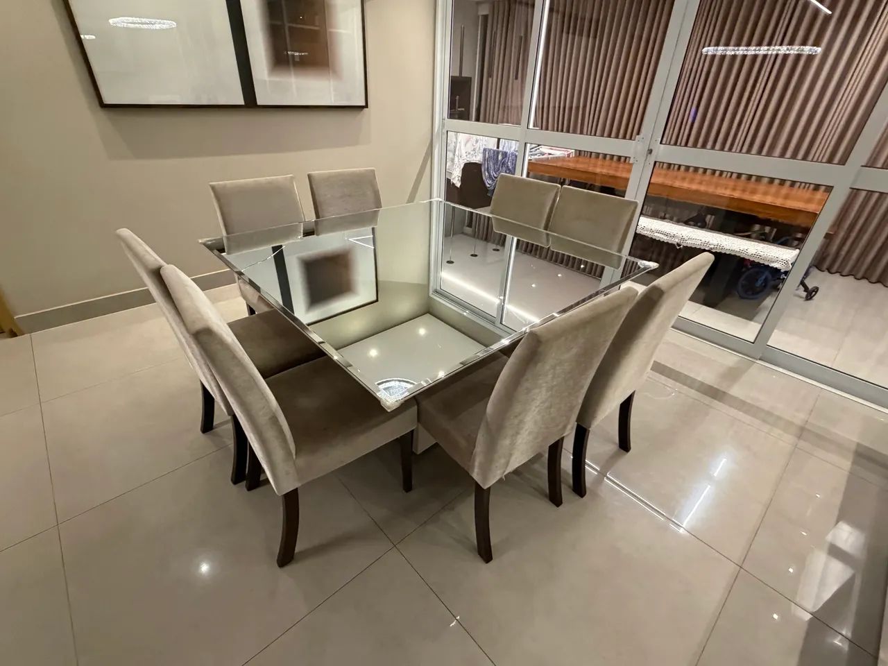 Mesa de jantar quadrada de 8 lugares 1,50 X 1,50