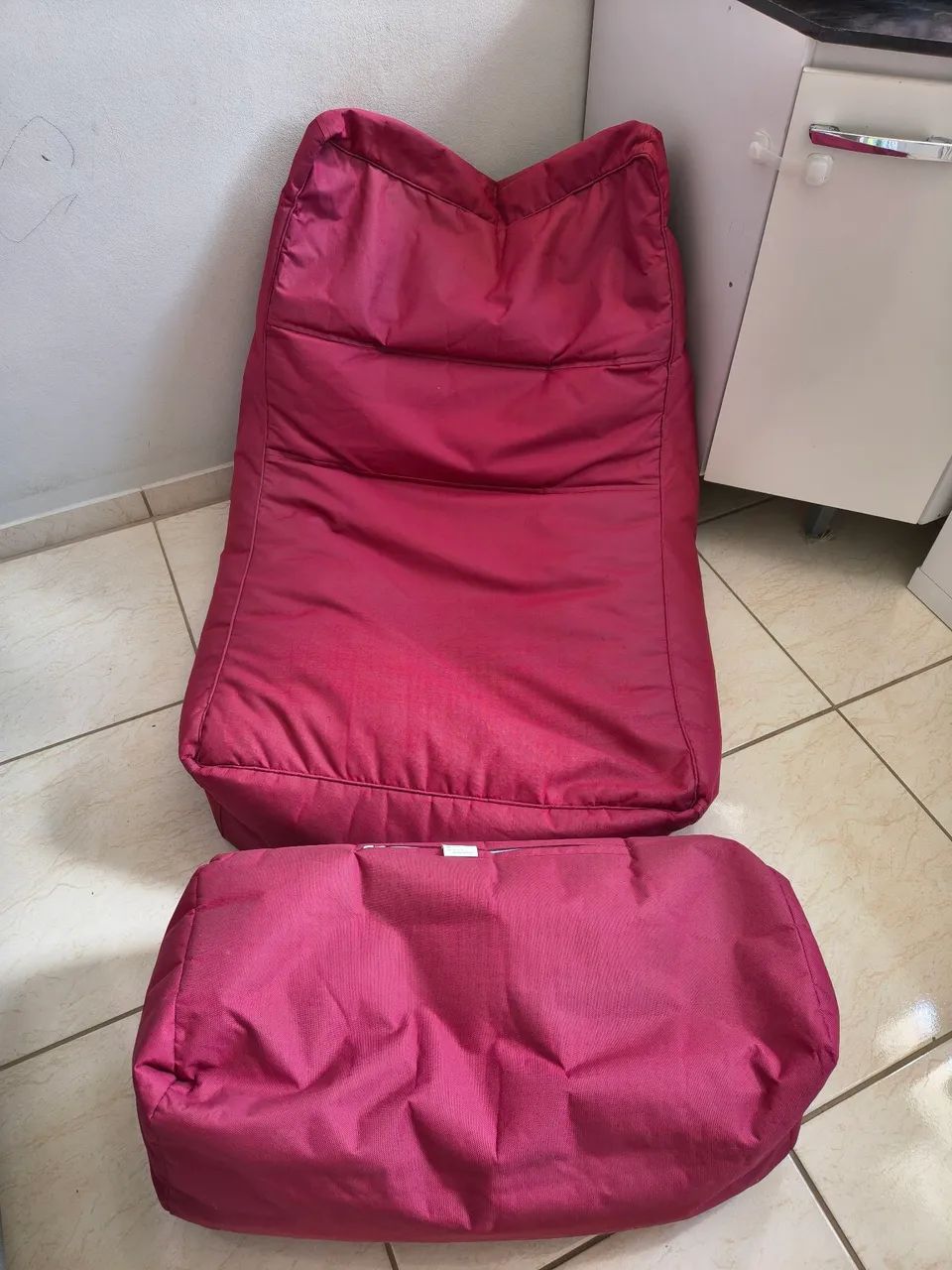 Puff impermeável + descanso de pé 