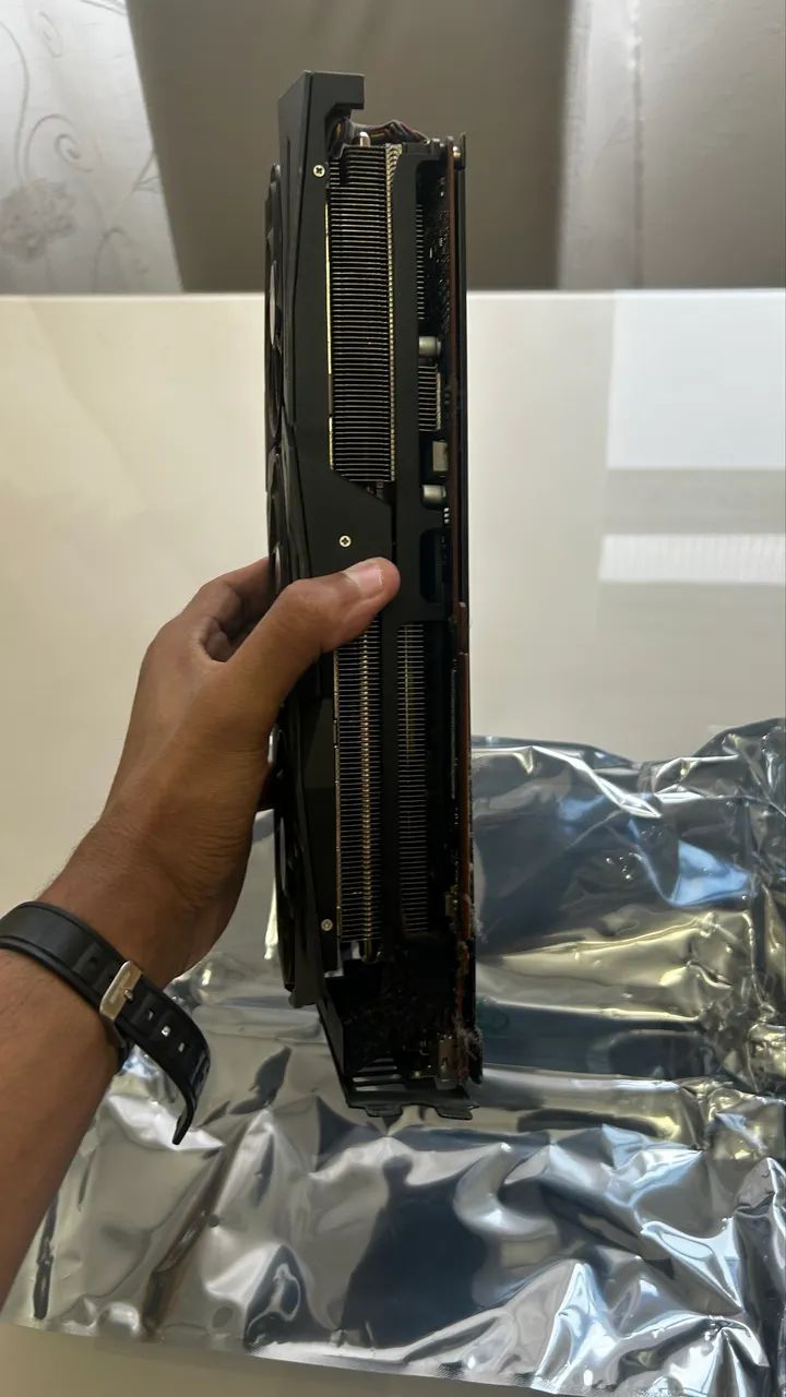 5700XT 8GB ASUS ROG STRIX AMD - Foto 3