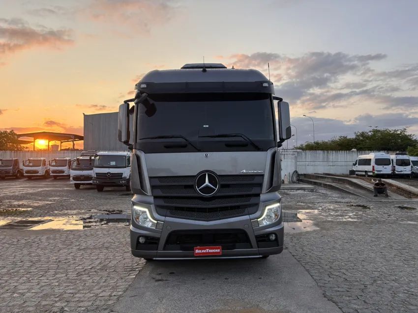MERCEDES-BENZ ACTROS 2548 6X2 2024/2024 480 USADO SEMINOVO. - Foto 3