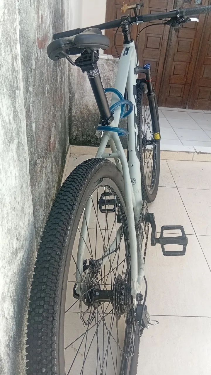 Bicicleta aro 29 com nota fiscal - Foto 2