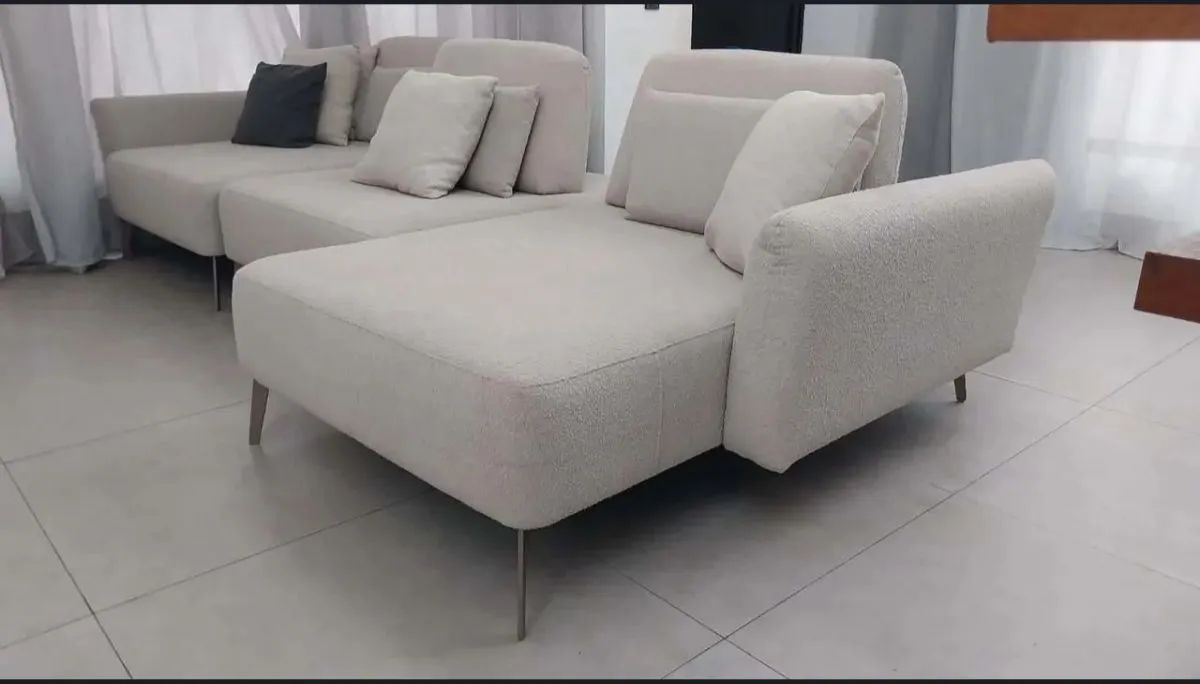 Sofá Modular de Alto Padrão com Chaise (3,44m) - Design Sofisticado - Foto 3